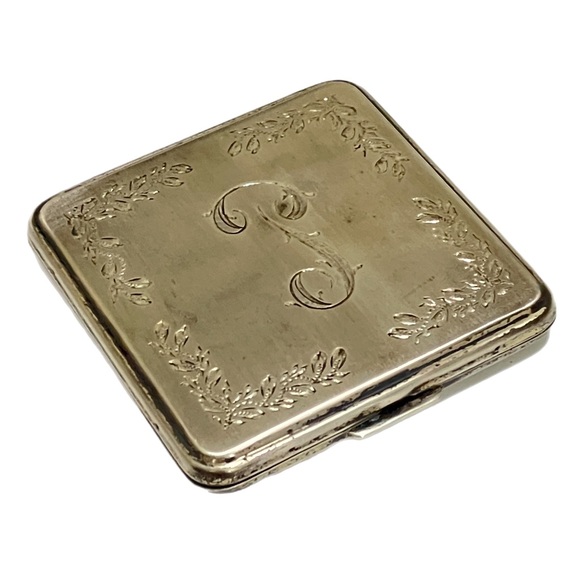 Vintage Accessories - Vintage AVB Sterling Compact - Monogram “P”